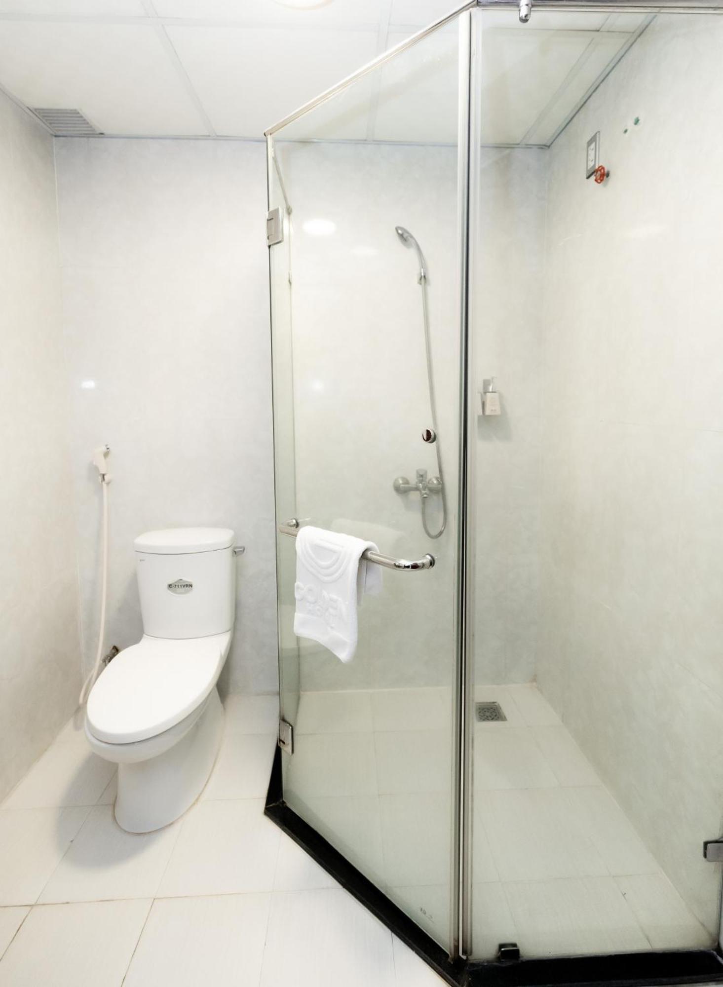 Golden Quang Tri Hotel Dong Ha Exterior photo