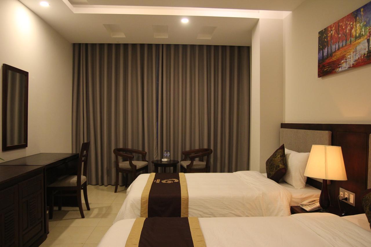 Golden Quang Tri Hotel Dong Ha Exterior photo